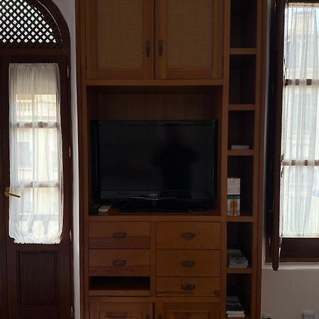 Cozy Studio 6 Min To Alhambra-2 Min To Cathedral Walking Granada Ngoại thất bức ảnh