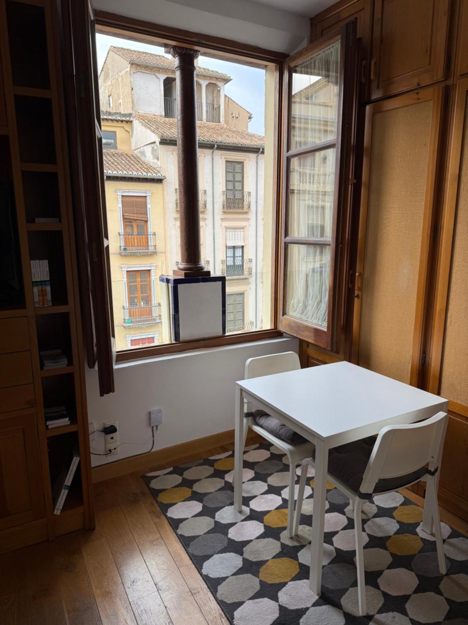 Cozy Studio 6 Min To Alhambra-2 Min To Cathedral Walking Granada Ngoại thất bức ảnh